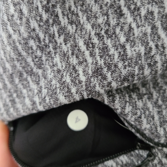 SOLD - Like new Lululemon Rouched back long sleeve - Picture 7 of 7